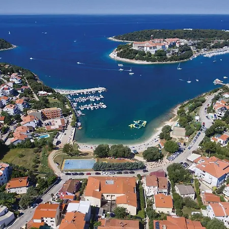 3 Bedroom Awesome In 公寓 *