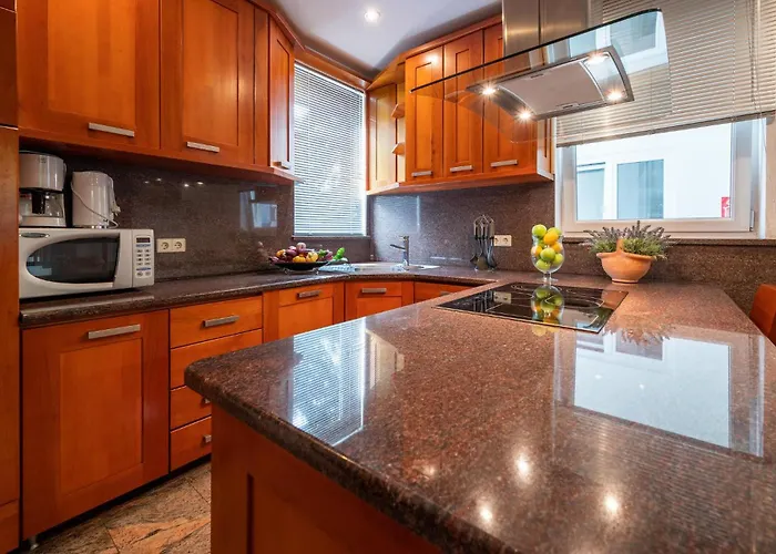 3 Bedroom Awesome In